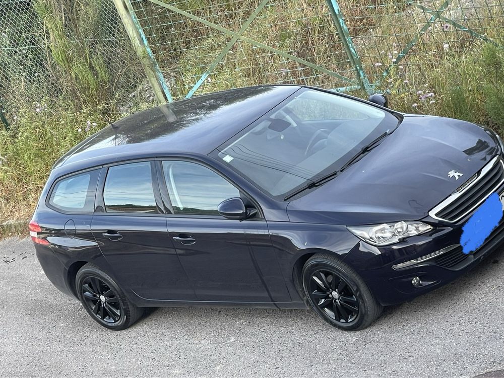 Peugeot 308 em muito bom estado