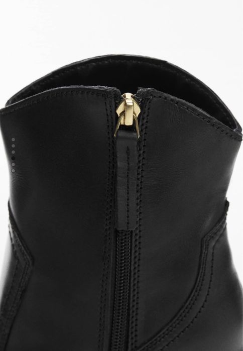 Казаки, ковбойки, ботінки Mango