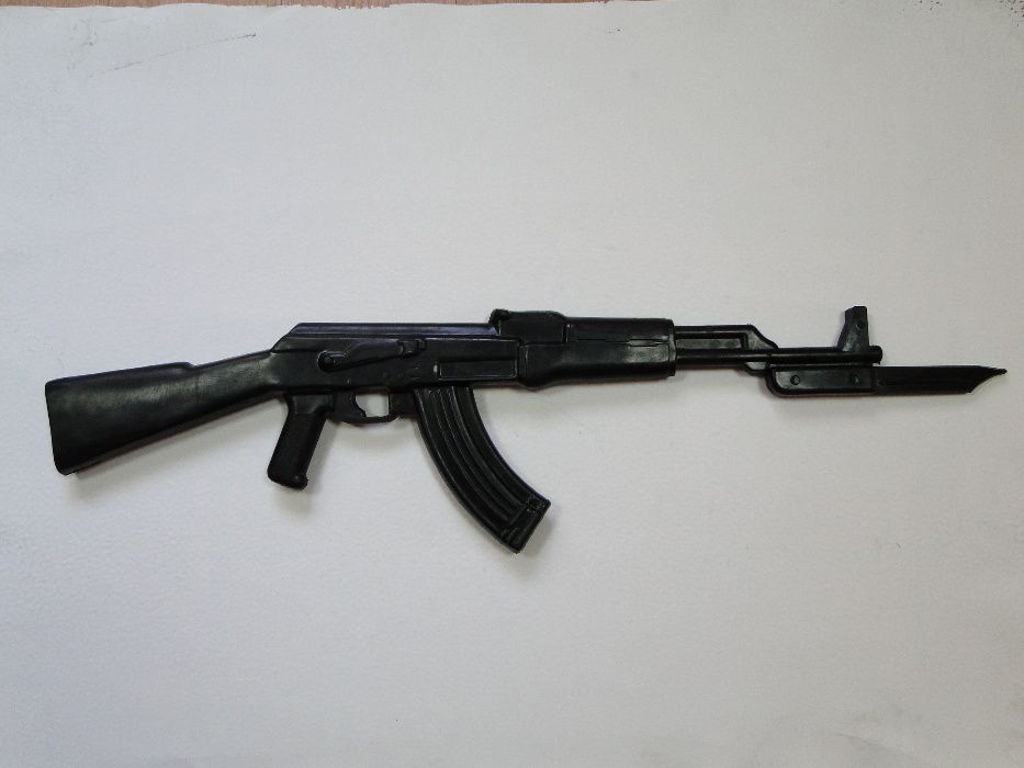 Gumowa atrapa Kałasznikow AK-47 z bagnetem KRAV MAGA COMBAT ćw. walki