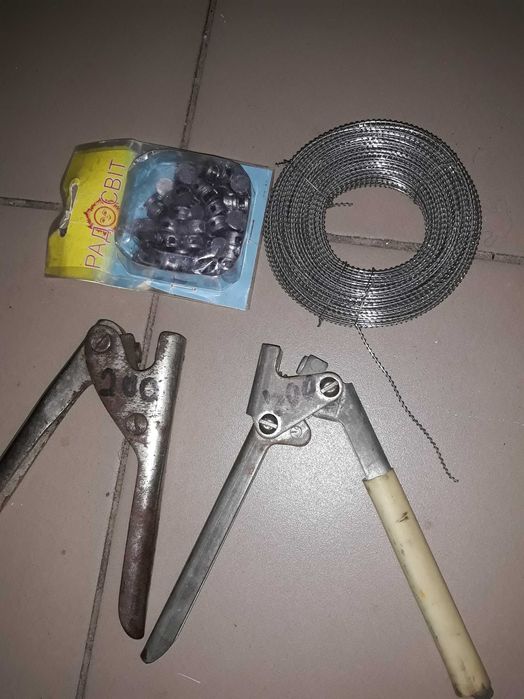 Пломбираторы,пломбы ,проволка для пломб