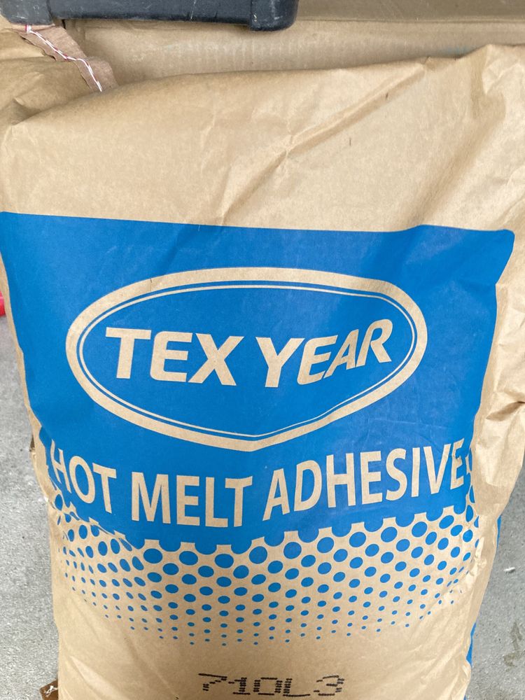 Klej TEX YEAR w granulacie 25 kg