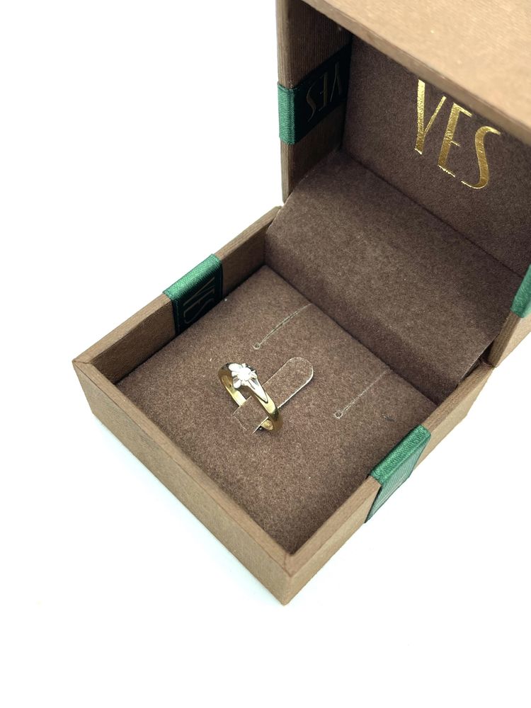 Złoty pierścionek marki Yes Model Amore z brylantem jak nowy okazja