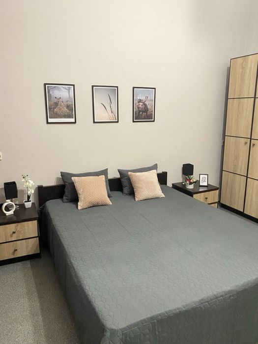 Двухкомнатная , центр города , набережная