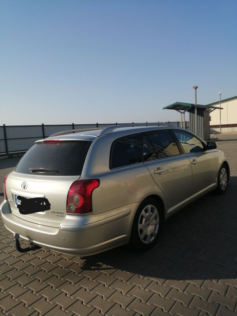 Продам автомобіль Toyota Avensis