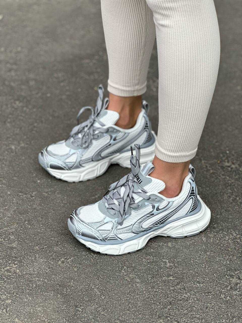 Масивні металево-білі жіночі кросівки кроси женские кроссовки HB40-6