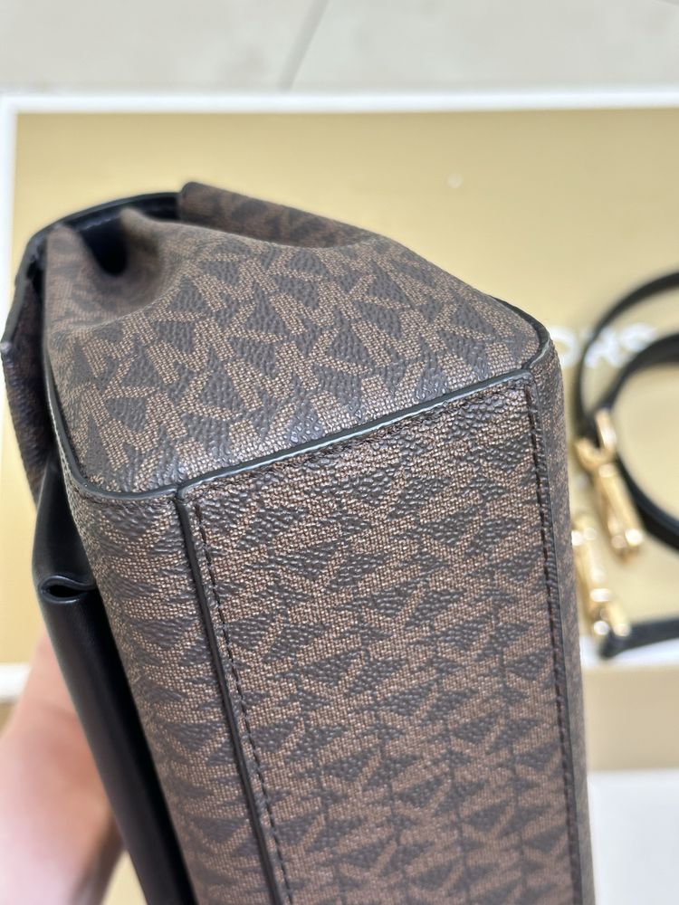 Сумочка Michael Kors Lita Medium