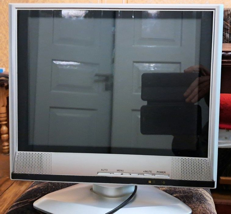 Телевізор кольоровий