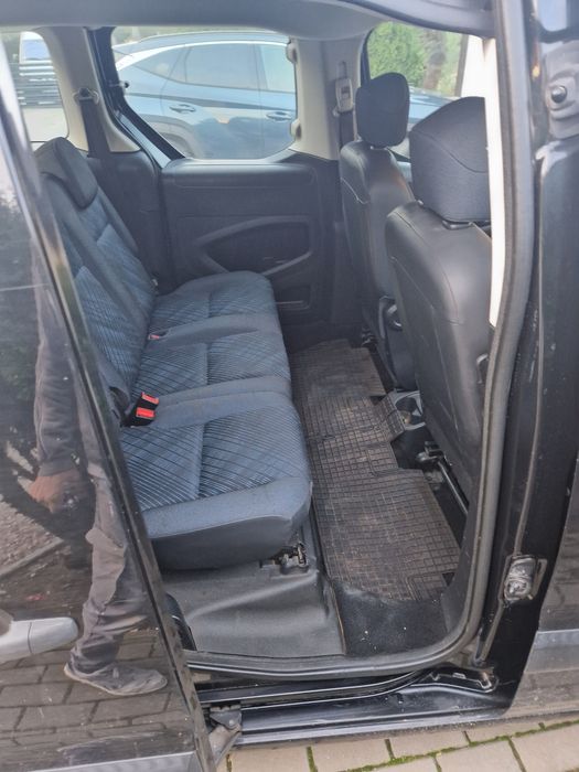 pegueot partner 2009r dobry stan po wymianie rozrządu