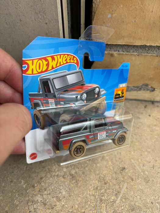 Hot Wheels "Jeep Scrambler" - Novo, Selado
