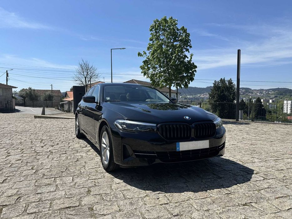 BMW 530e Line Luxury - Último Modelo