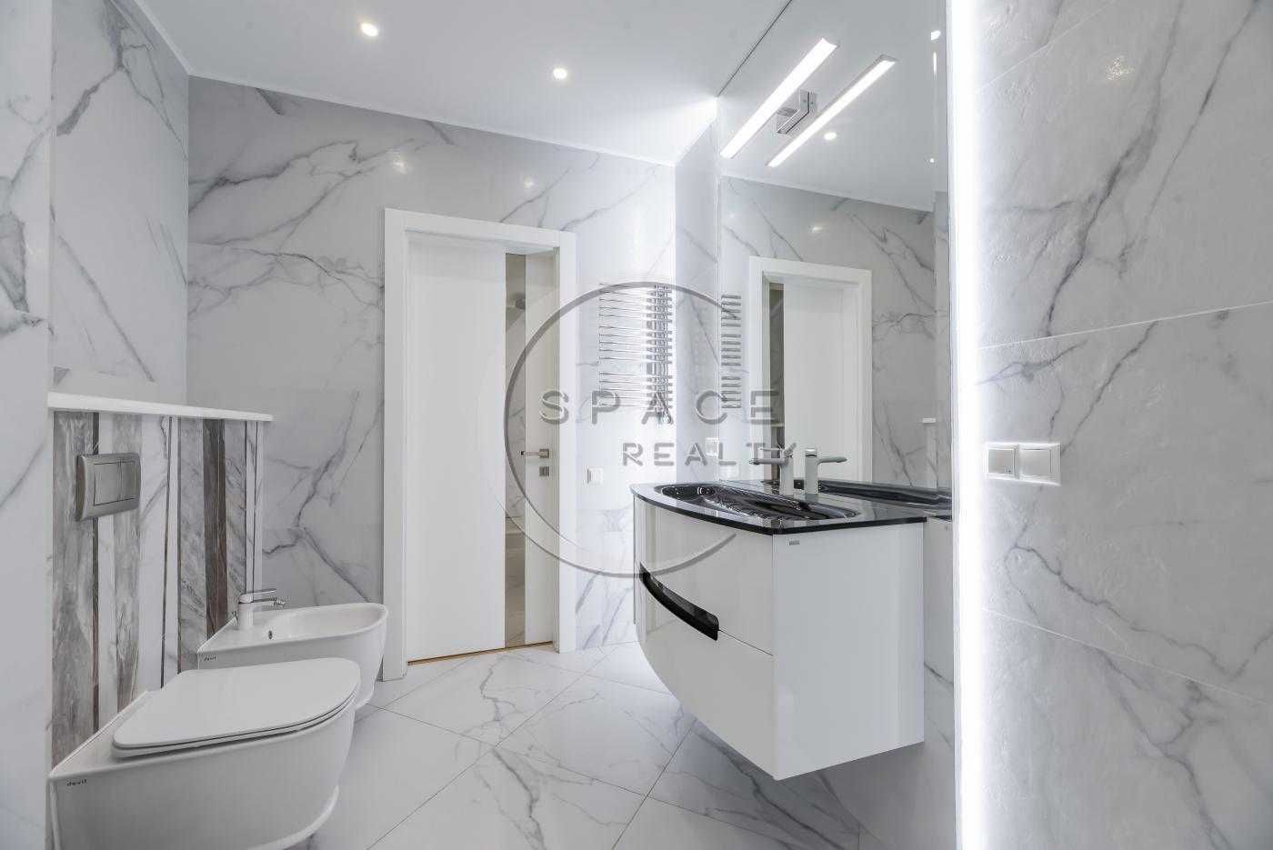 Продаж 2-кім. квартира 64.кв.м. в одному з кращих  ЖК Park Avenue VIP.