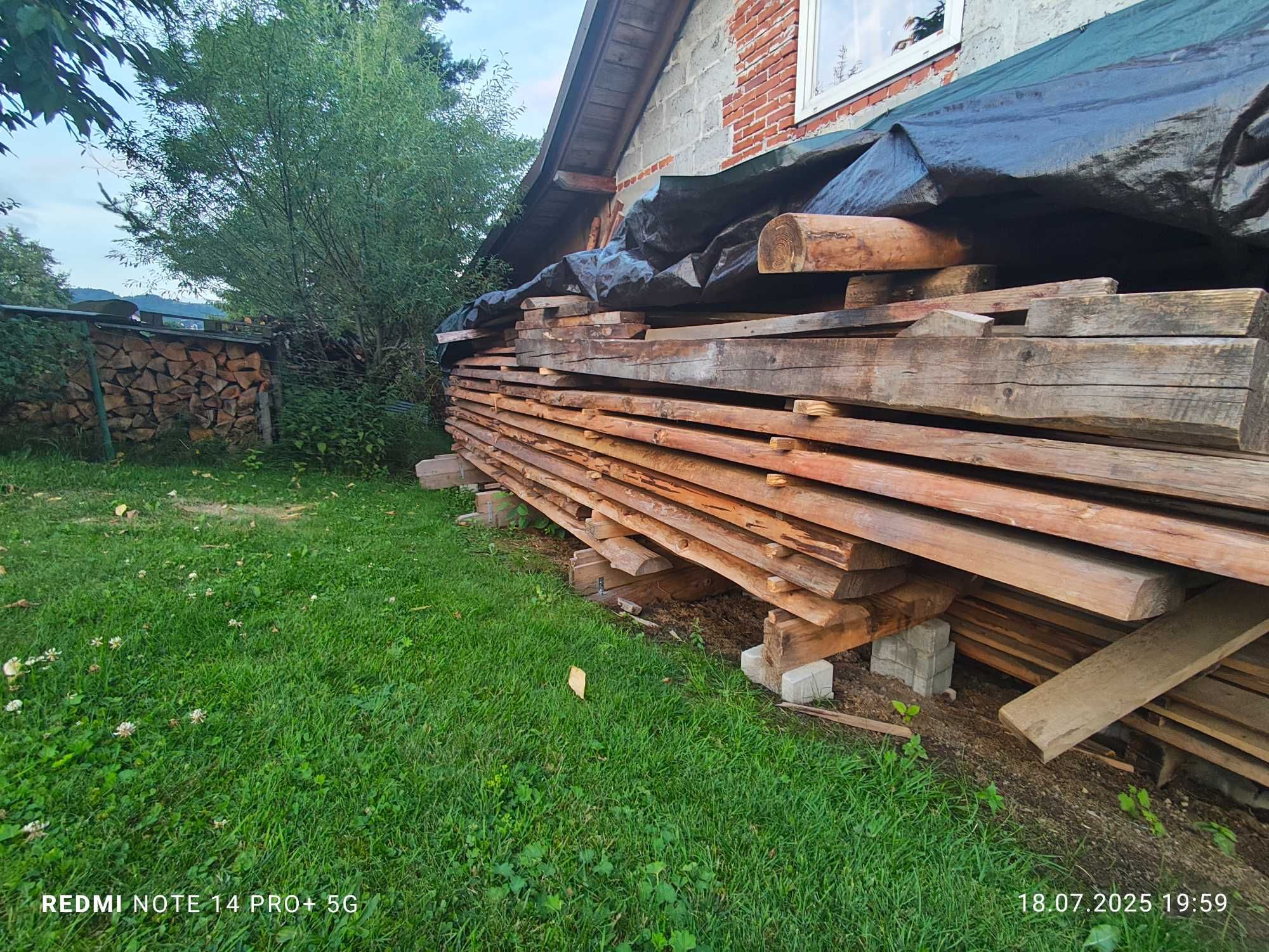 Tarcica modrzewiowa sucha nieobrzynana 5,5-6 m dł.