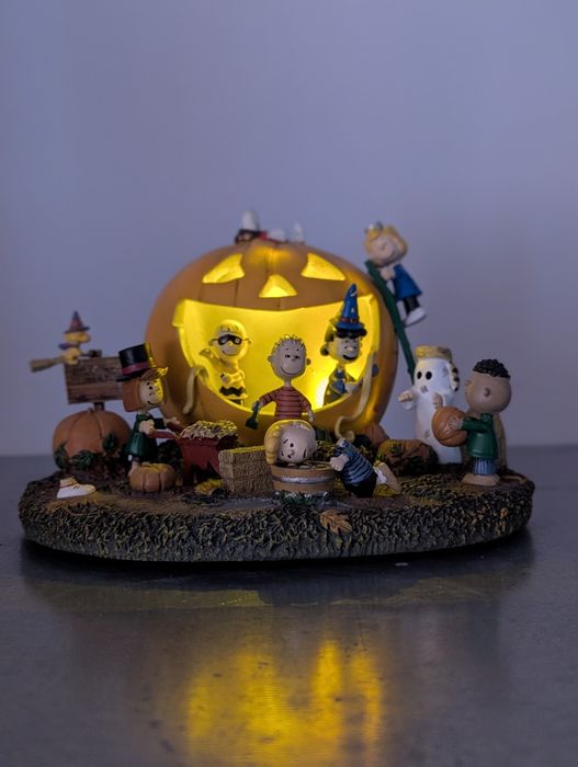 Snoopy ozdoba haloweenowa wielkie wycinanie dynie Peanuts figurki