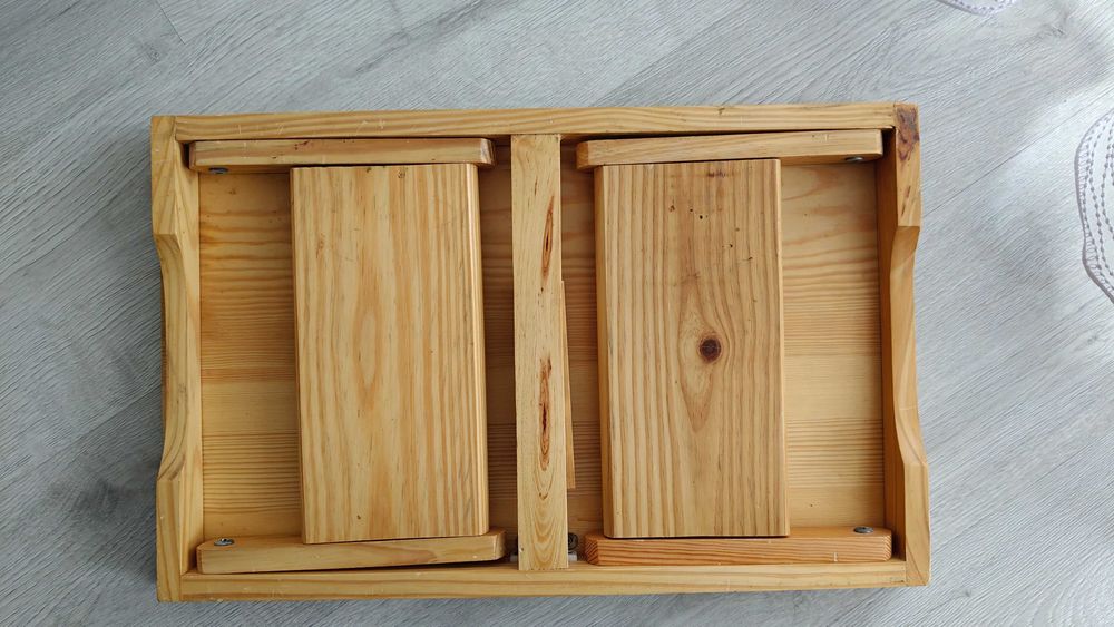 Stolik regulowany do laptopa lub śniadanie do łóżka. Drewniany