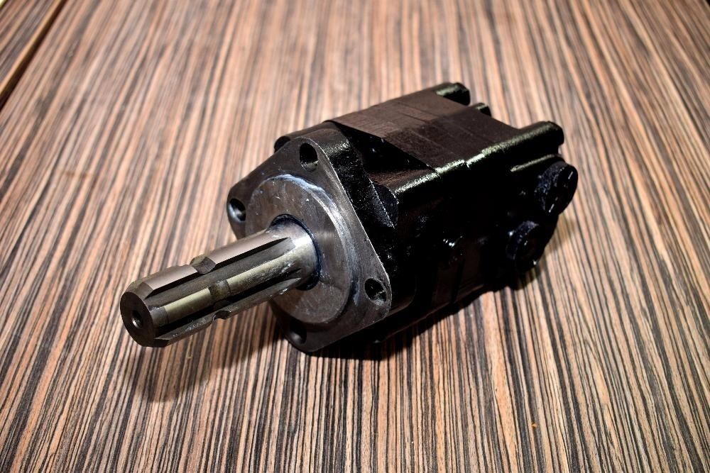 Silnik Hydrauliczny wałek SMS 80 z wałkiem WOM 1 3/8"