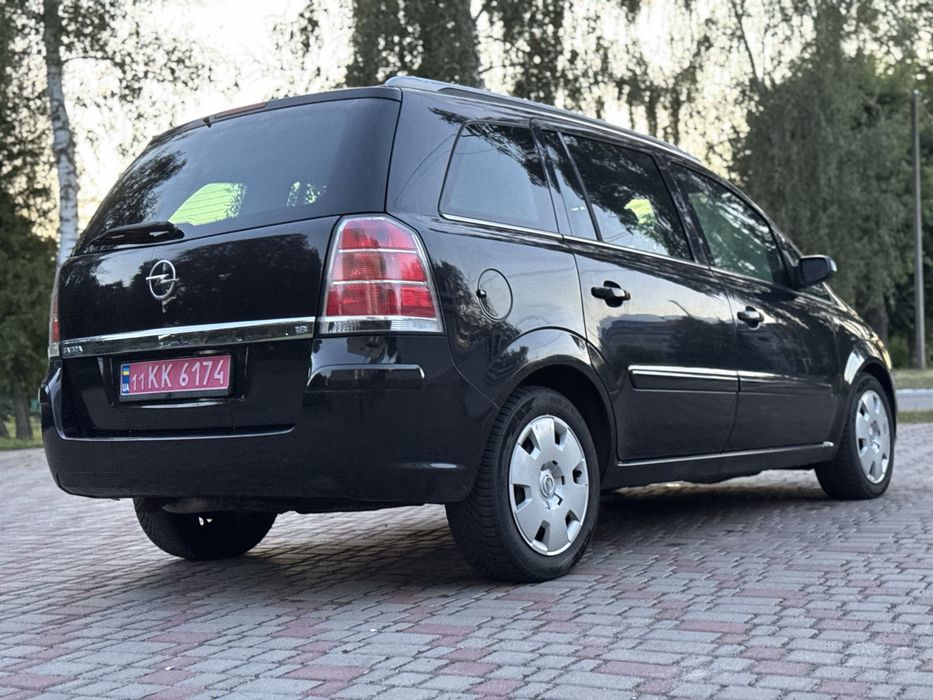 Продам Opel Zafira B свіжо пригнана