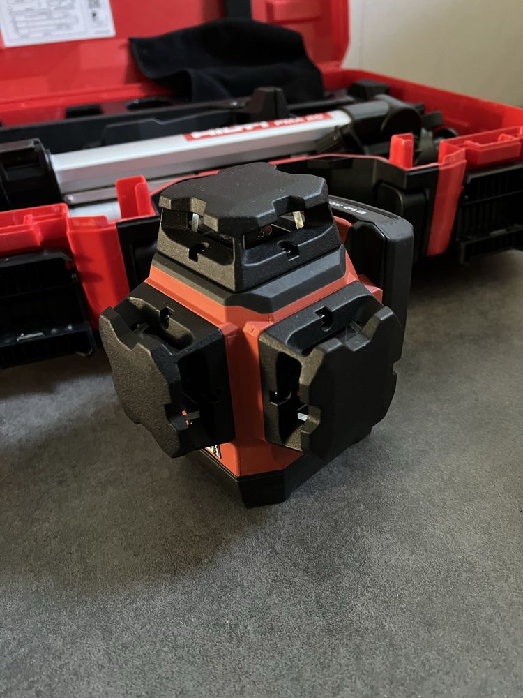 Лінійний лазерний нівелір Hilti PM 30-MG  3D