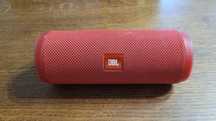 Głośnik JBL Flip 4 w kolorze czerwonym