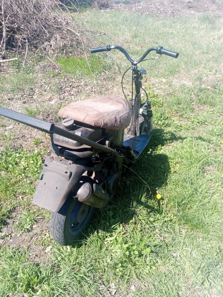 Скутер Yamaha jog