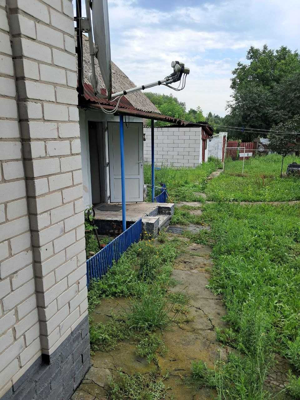 Продам дом в с. Новый Быков Нежинского района