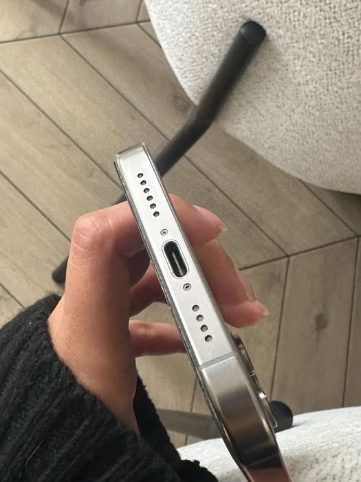 iPhone 16 Pro Max Titanium 512, американська версія (тільки e-sim)