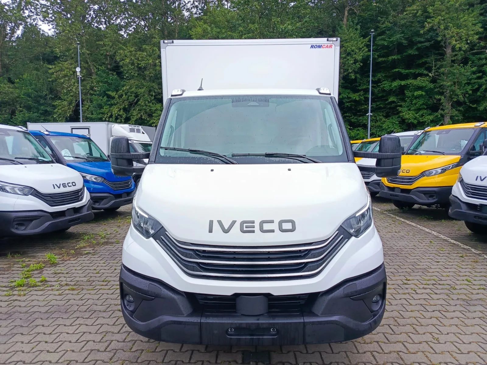 Iveco Daily / 70C18H  Izoterma 8EP ROMCAR
