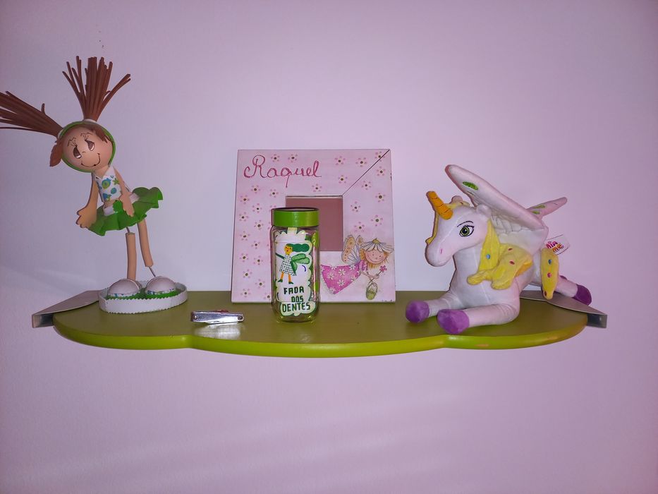 2 Prateleiras de quarto