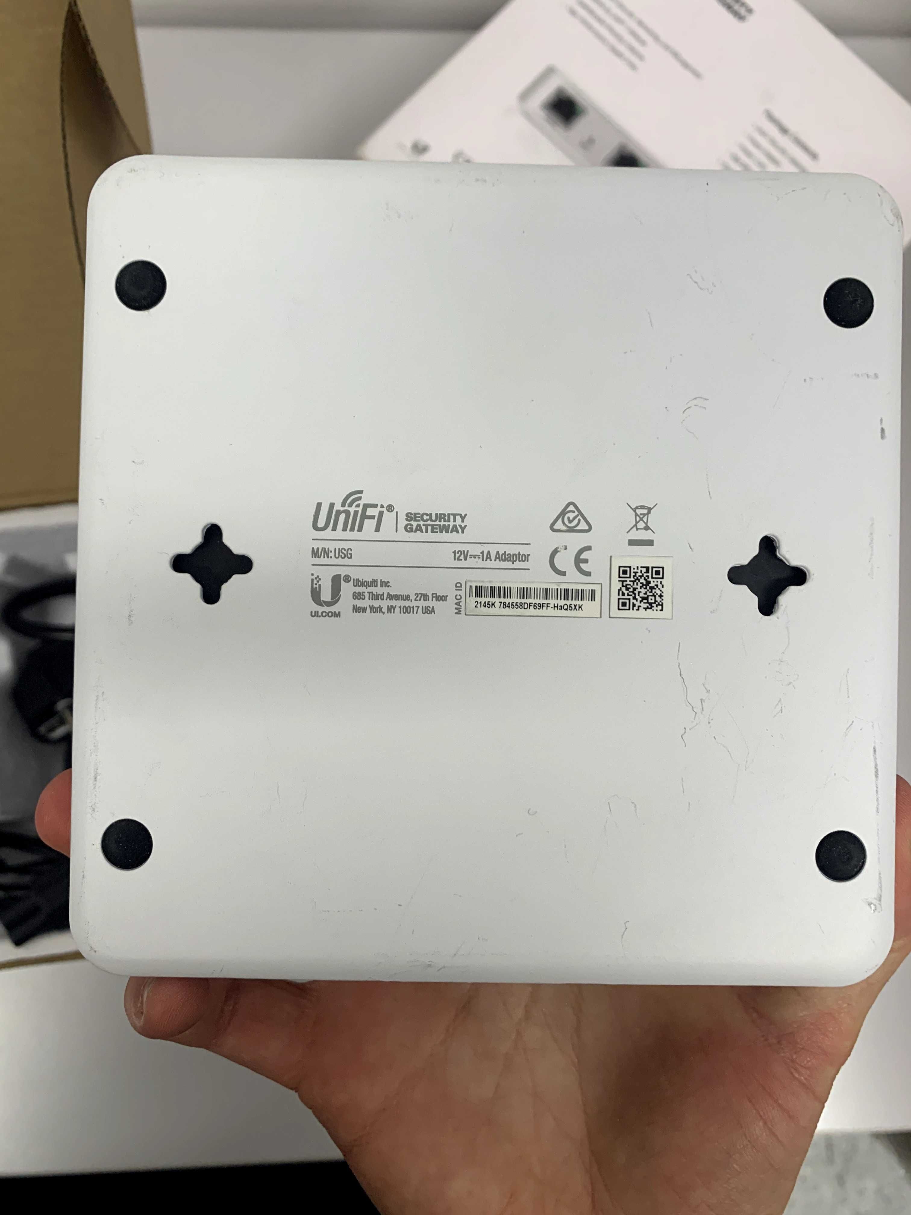 юніфай Маршрутизатор Ubiquiti UniFi Security Gateway (USG)