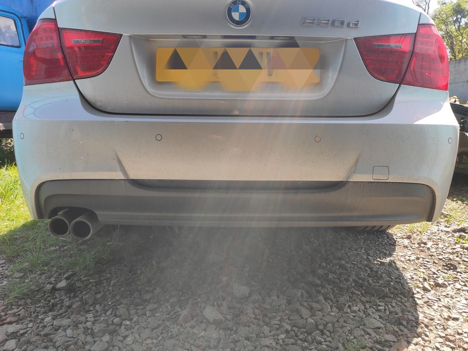 Задний M бампер ,пороги с BMW Е90.