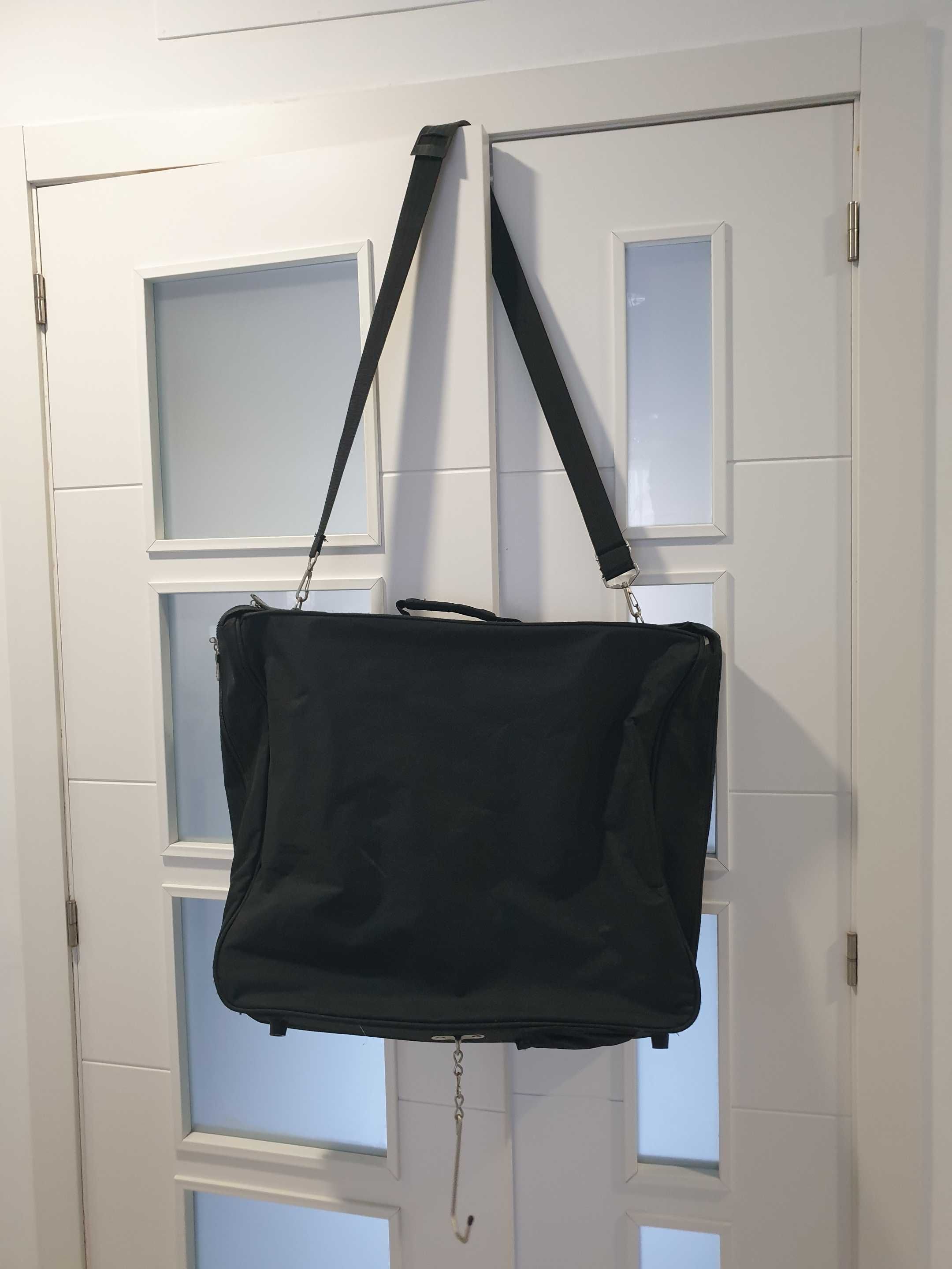 Porta-fatos preto