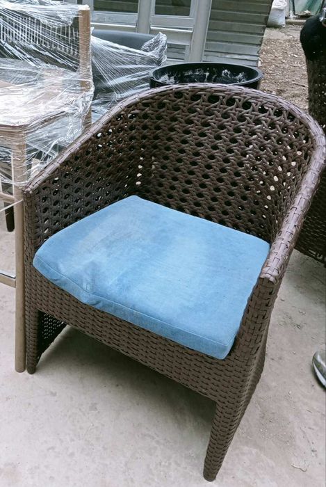 Псевдоротанг, Диван, в наличие