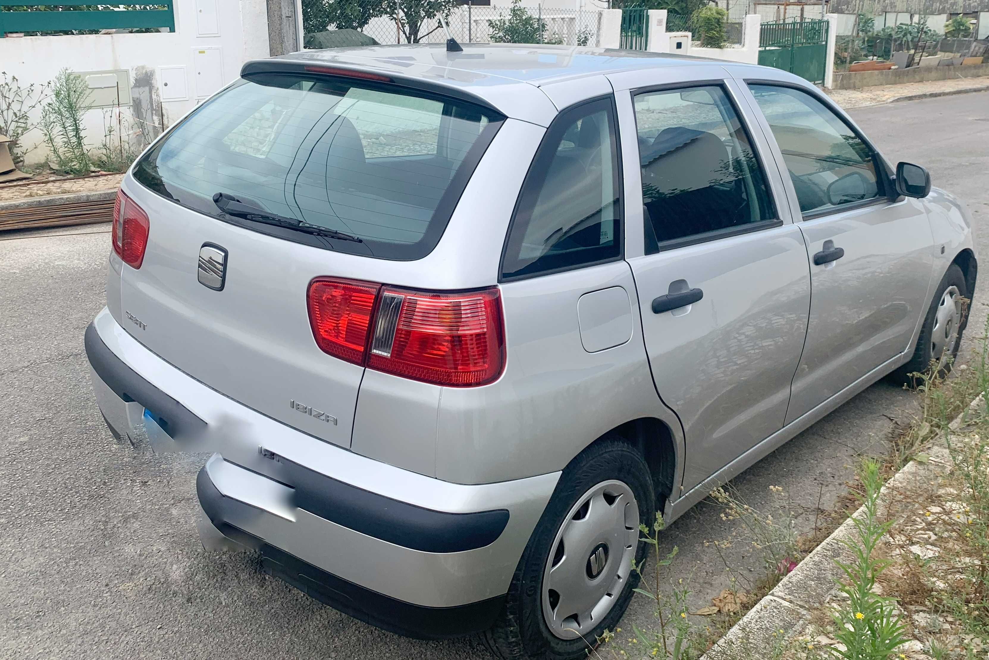 Seat Ibiza 1.0 Gasolina Econômico