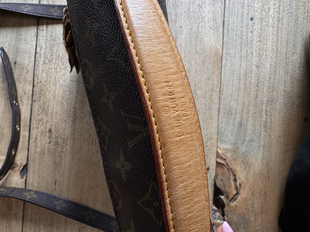 Torebka Louis Vuitton Metis skórzana