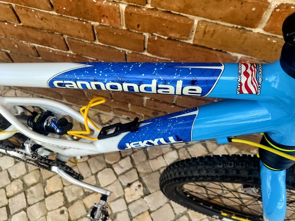 Cannondale Jekyll 700