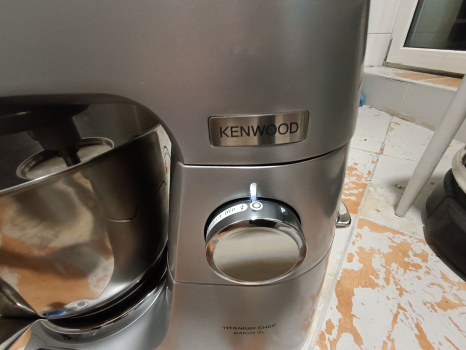 robot planetarny Kenwood Titanium Chef Baker XL.