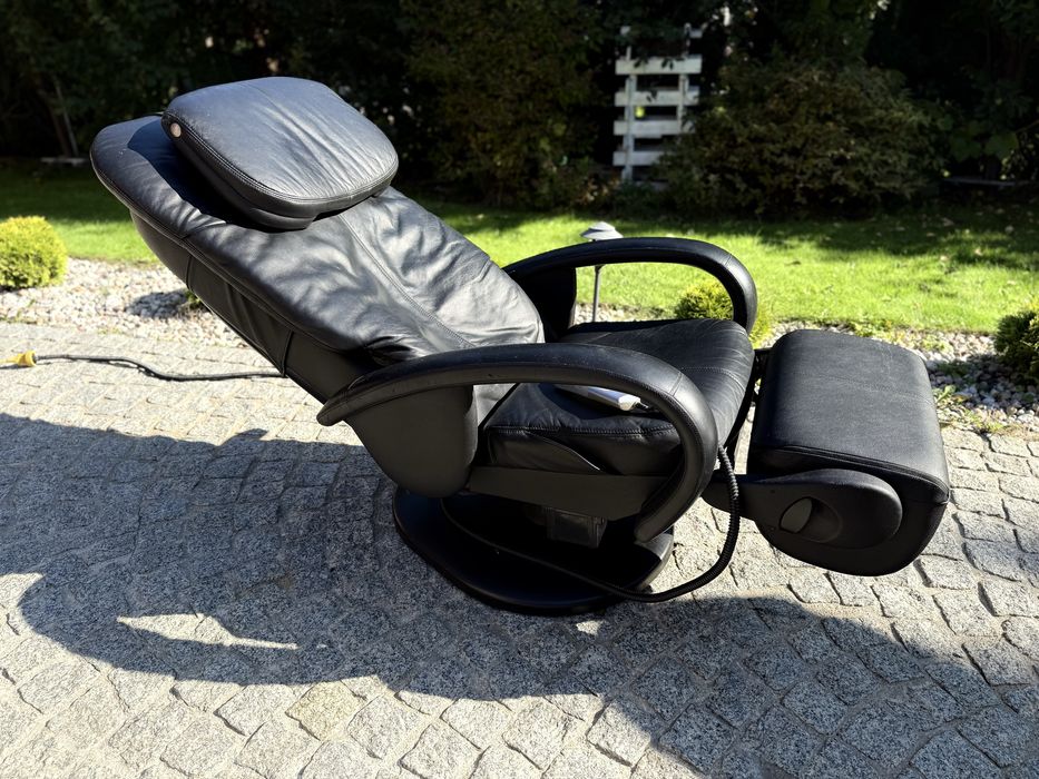 fotel Human Touch HT-125 z masażem oraz funkcją relax skóra pilot