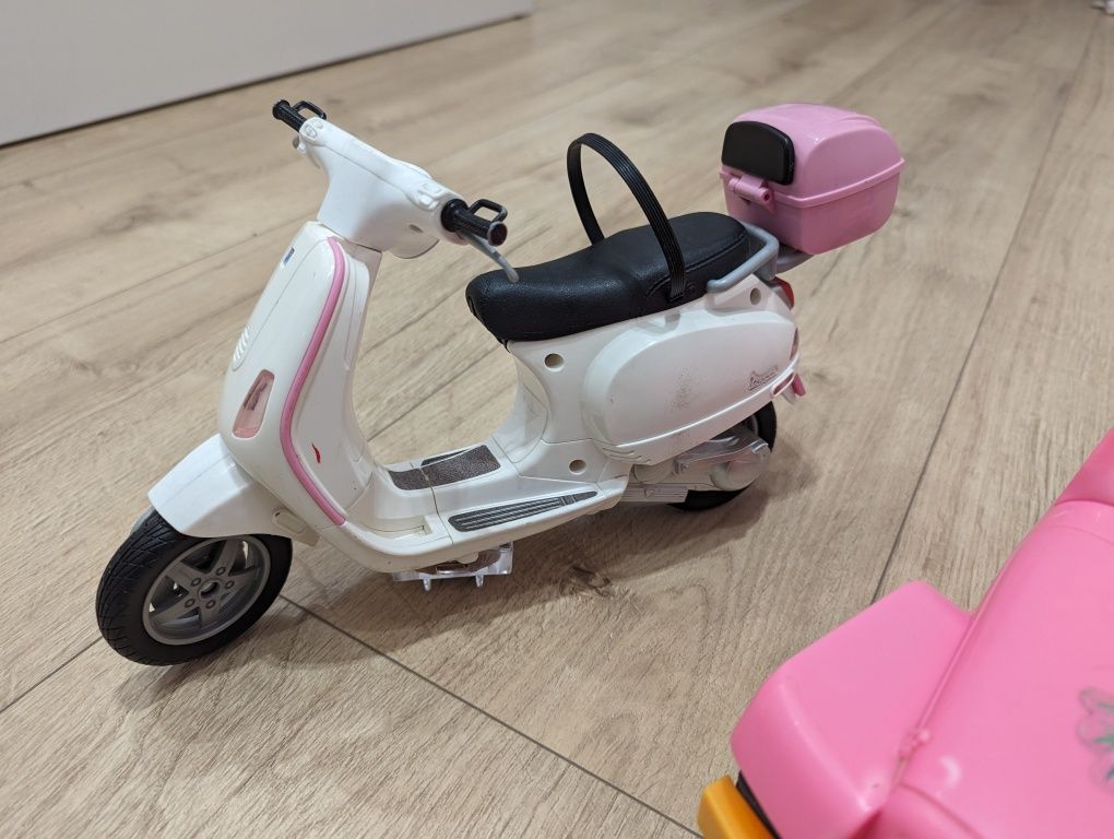 Samochód i skuter dla Barbie