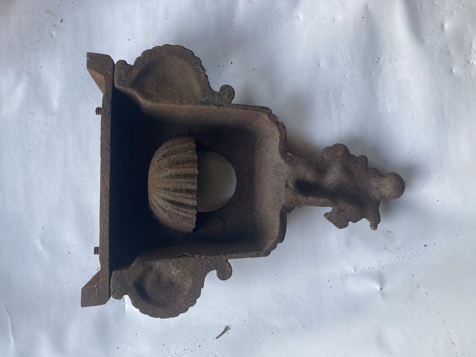 Stara żeliwna ozdoba