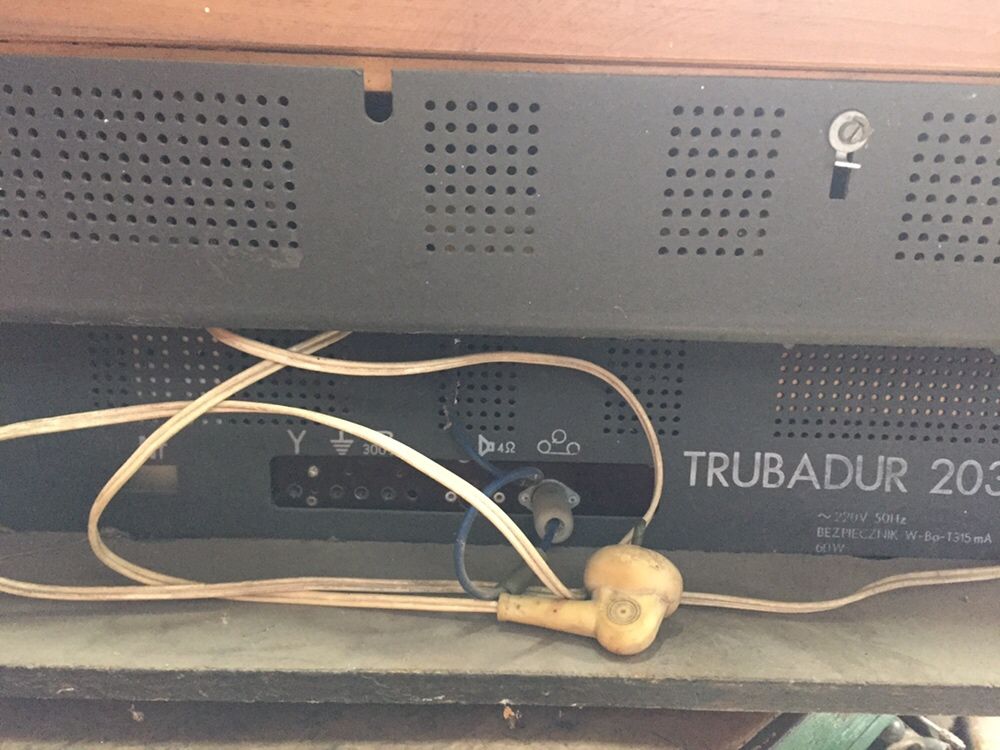 Zabytkowe radio z gramofonem "Trubadur"(Diora) PRL