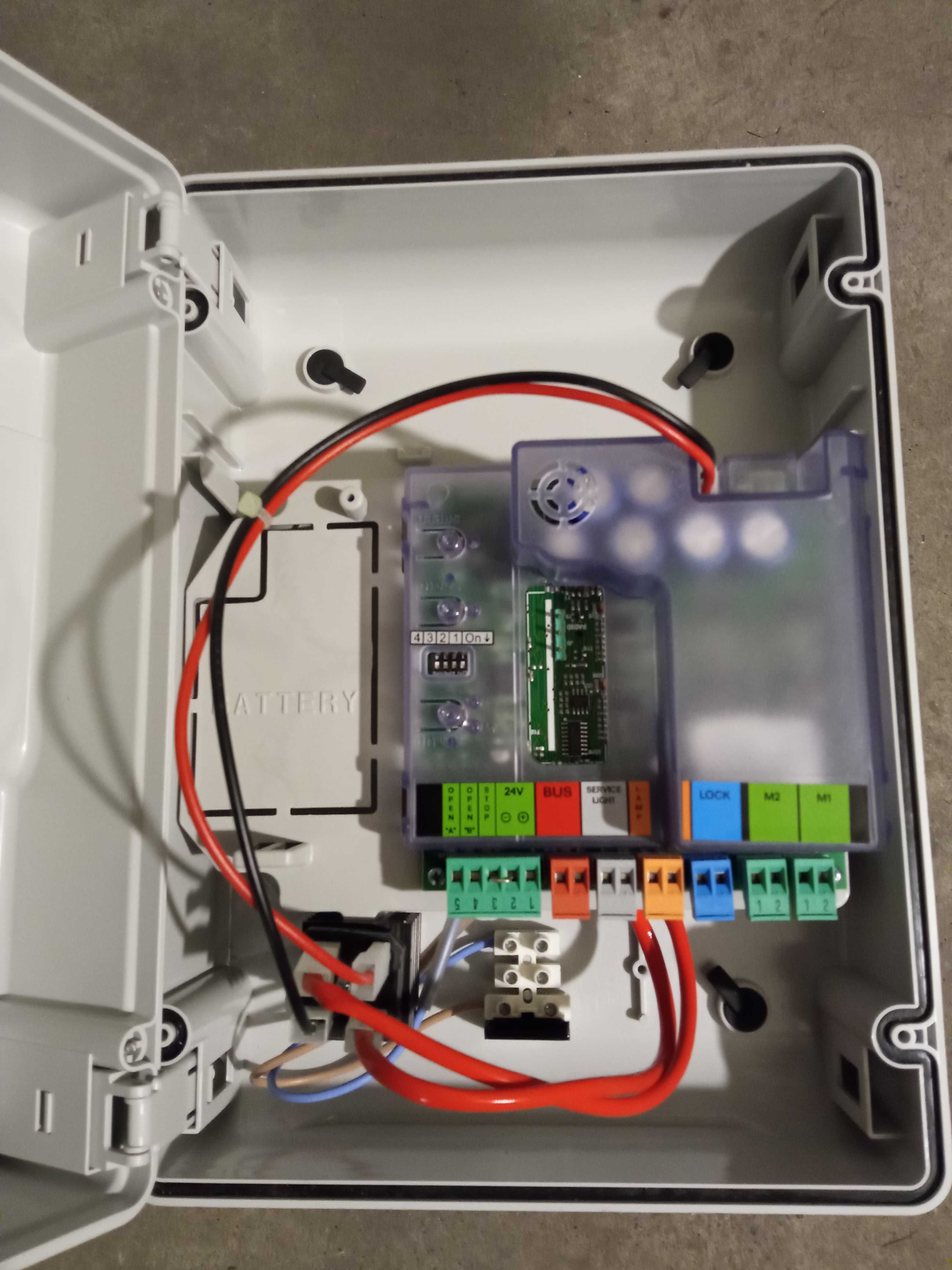 Centrala sterująca GENIUS BRAIN 14/12 V