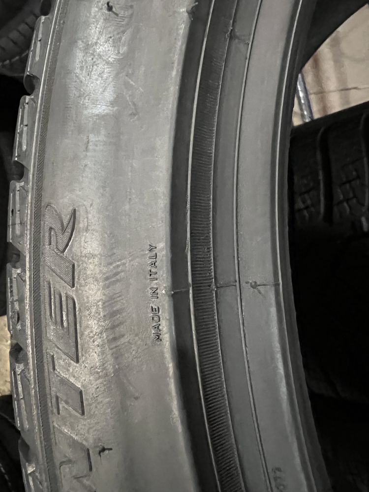 245/40/19 R19 Pirelli Sottizero 3 4шт зима