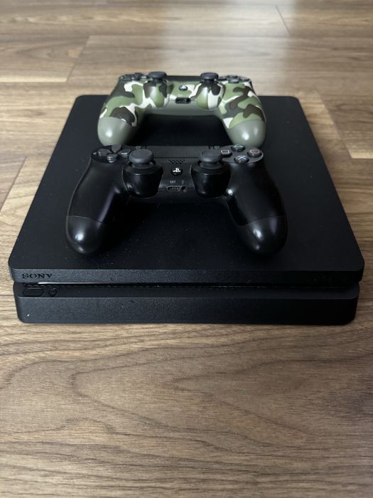 Playstation 4 slim 1TB