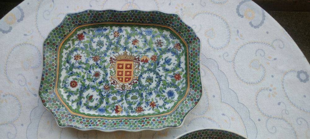 Travessas pintadas à mão