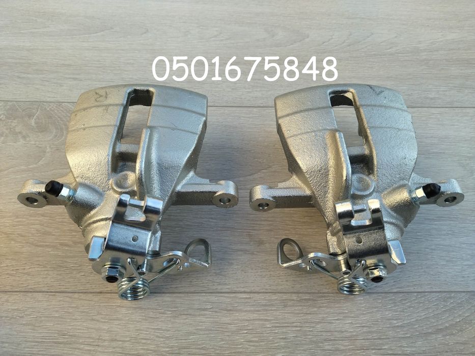 Суппорт супорт задній Транспортер т5 t5