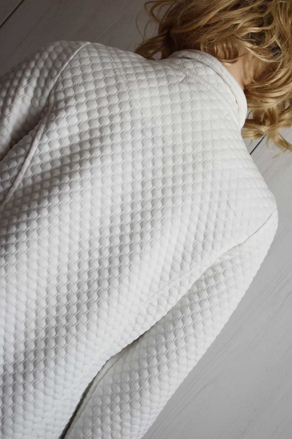 Bluza M 38 pikowana zasuwana blazer kurtka ramoneska rozpinana prosta
