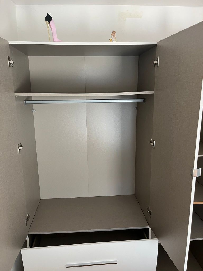 Roupeiro Branco 165×55 + 2.07 altura