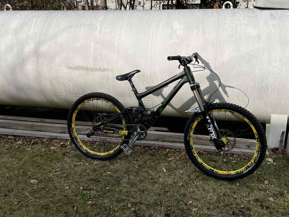 Rower zjazdowy banshee legend v2 mythic (dh fr enduro fox )