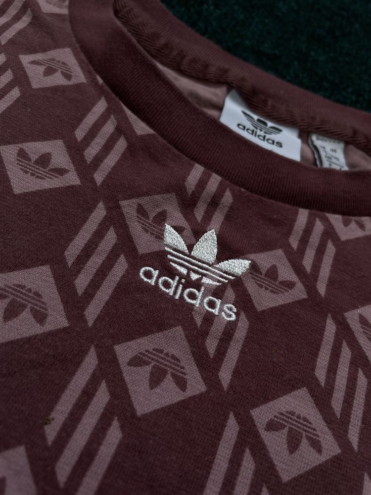 Футболка Adidas з логотипом/Нові колекції/Оригінал/