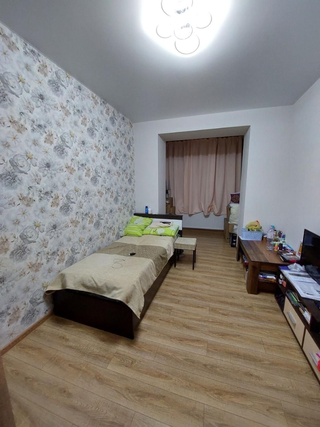 "Продається 2-кімнатна квартира в Хмельницькому"