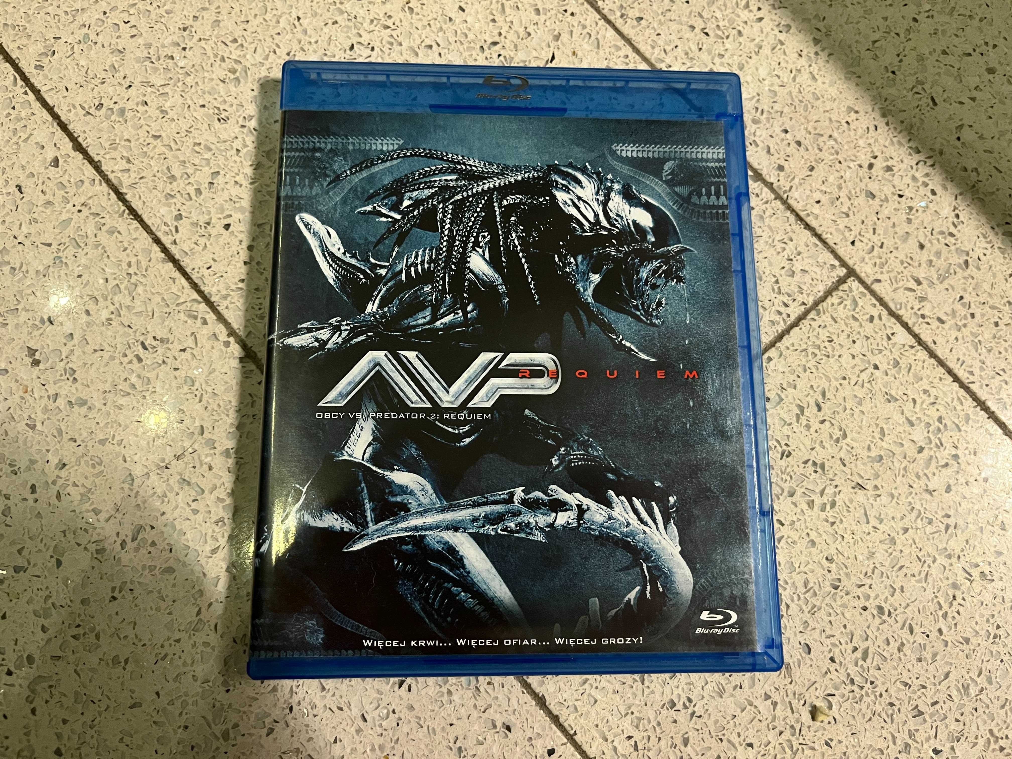 Obcy kontra Predator 2: Requiem (blu-ray / polski lektor)